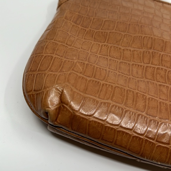 Vintage 80’s Fendi tan embossed crocodile shoulder crossbody bag - Picture 8 of 14